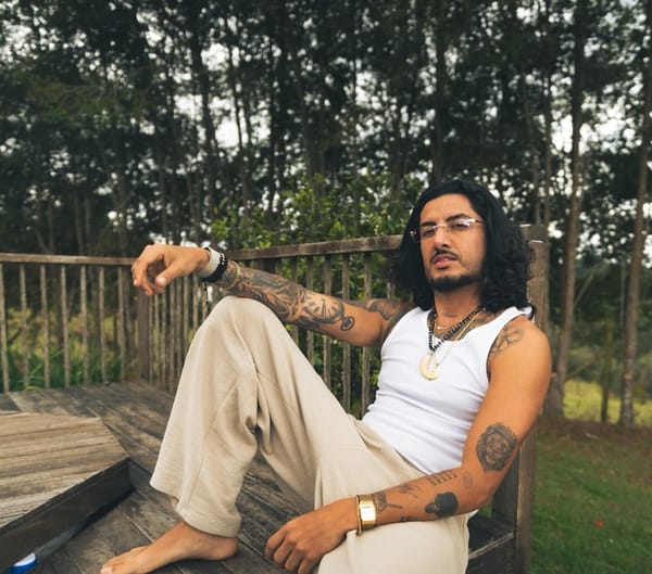 Miky La Sensa reafirma su camino como compositor y cantante