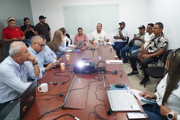 Convenios para protección del manatí antillano y recuperación de los cuerpos hídricos en Barrancabermeja