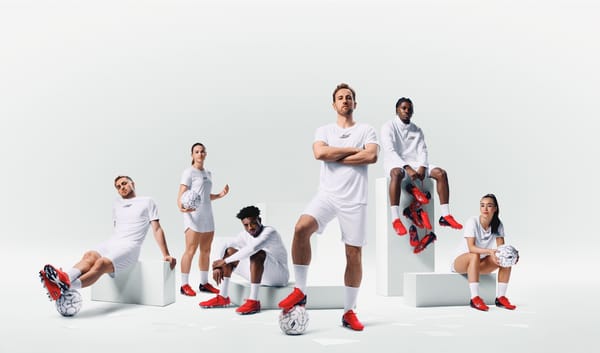Standout Pack: Tecnología hecha guayos Skechers Football imagen de la publicación