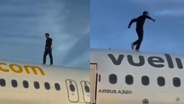 Se sube al techo de un avión cuando la aeronave estaba a punto de despegar