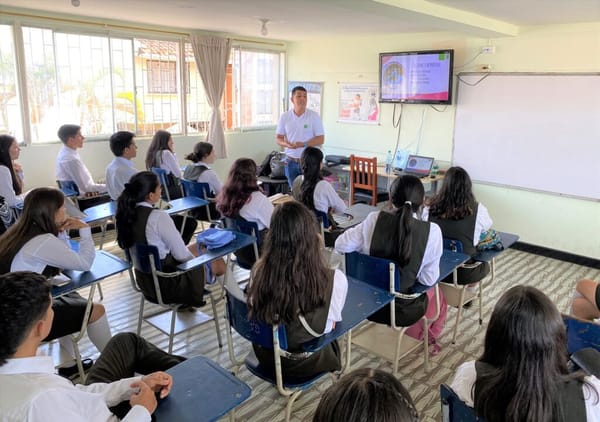 Invertir en educación es creer en el futuro del Socorro