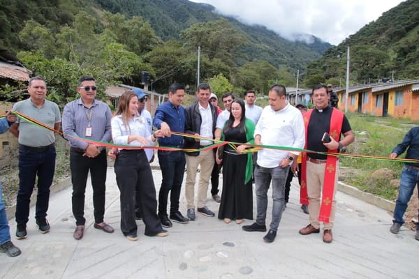 Agilizado el transporte de personas  y mercancías en Santa Barbara tras inauguración  de placa huella