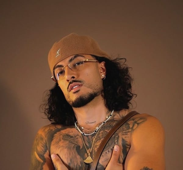 Miky La Sensa le canta al amor y la complicidad