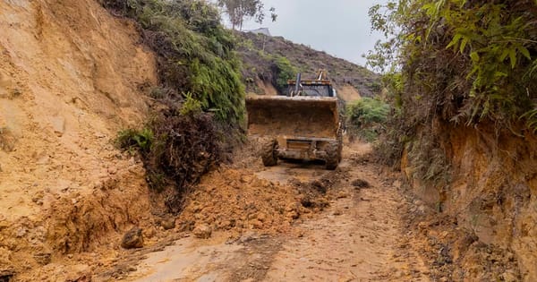 Viviendas y cultivos dañados por intensas lluvias en Girón
