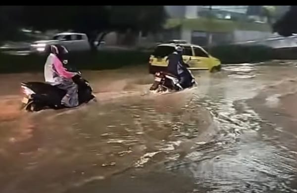 Habitantes de Carrizal esperan ayuda tras emergencia en Girón