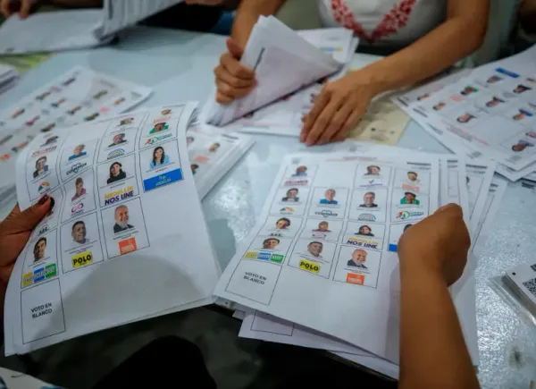 Cinco municipios de Santander bajo riesgo electoral por presión de grupos armados imagen de la publicación