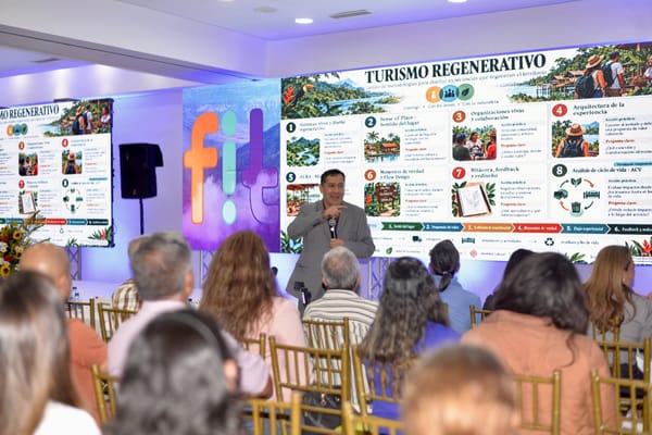 San Gil reunió a expertos internacionales para debatir futuro del turismo en Santander