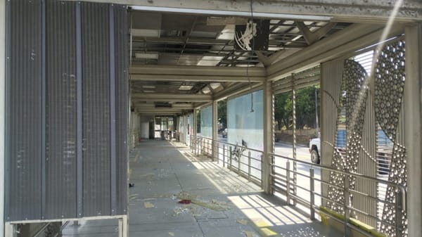 Inversiones en las estaciones de Metrolínea podrían convertirse en un millonario detrimento patrimonial