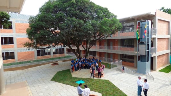 Docentes revelan acoso laboral y maltrato en la Escuela Normal Superior de Bucaramanga
