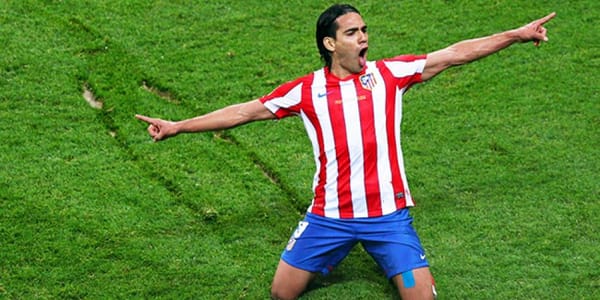 Falcao ya tiene su estrella en el Paseo de Leyendas del Atlético de MadriD