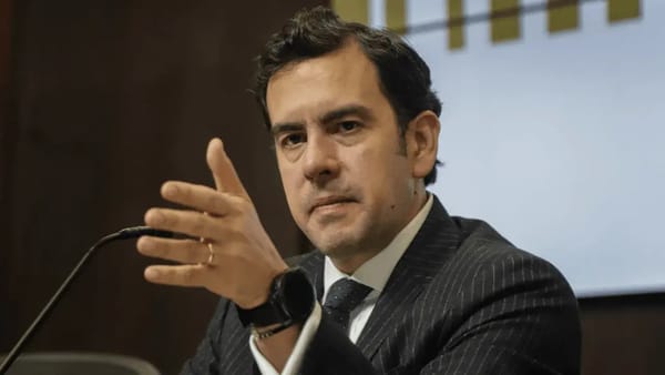 Sorpresiva destitución de Rodrigo Lara como Ministro del Interior de Colombia