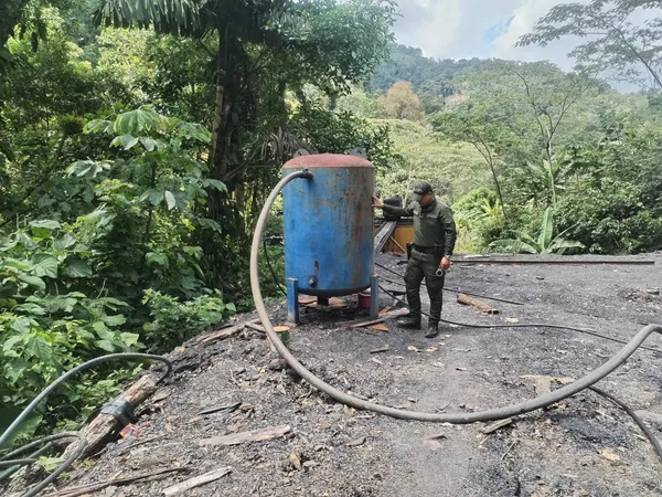 Vuelve y juega: cuatro capturados más por presunta minería ilegal en zona rural de Landázuri, Santander