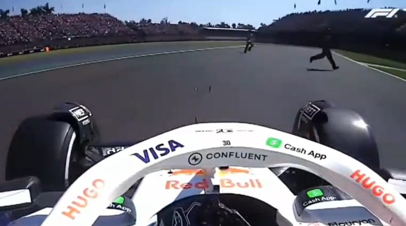 Milagro en el GP de México: piloto de la Fórmula 1 evita tragedia al esquivar a dos personas que invadieron la pista imagen de la publicación