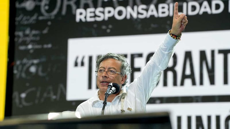Petro pidió juzgar a congresistas y políticos que fueron a EE.UU. a “conspirar contra su gobierno” imagen de la publicación