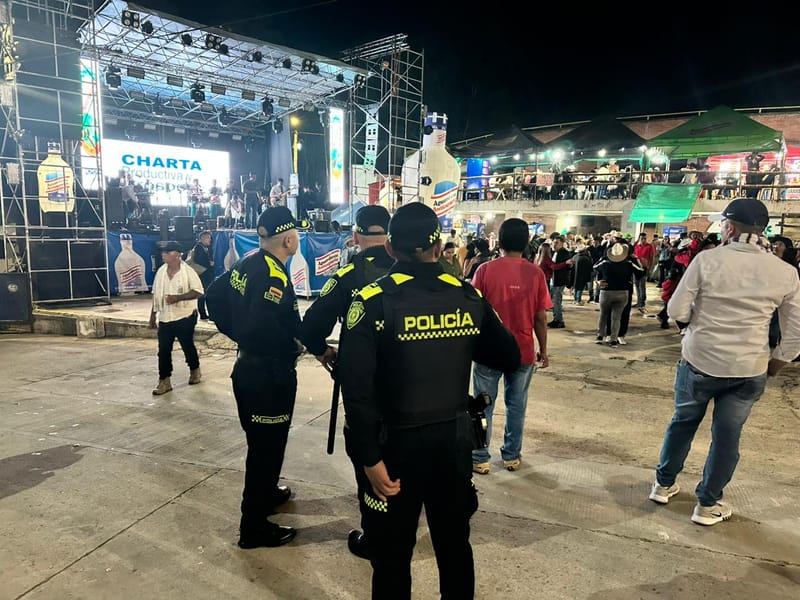 La Policía comprometida con la seguridad durante las ferias de Charta imagen de la publicación