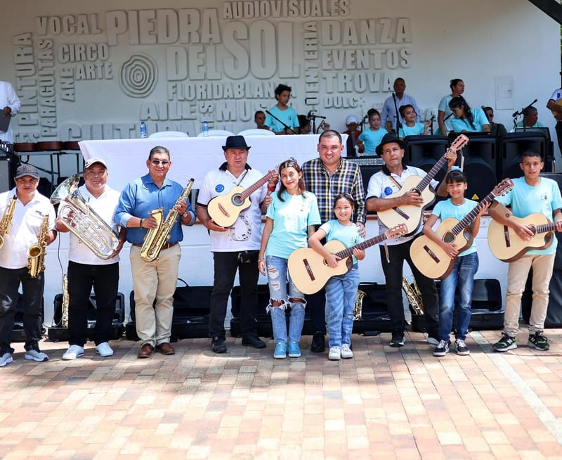 Talleres artísticos de  Floridablanca cuentan con nueva dotación musical imagen de la publicación
