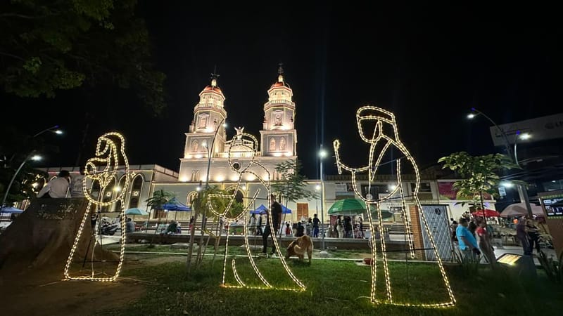 Motivos de Navidad iluminan el corazón de Floridablanca imagen de la publicación
