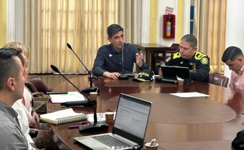 Puesto de Mando Unificado se mantiene activo y refuerza la seguridad en Santander imagen de la publicación