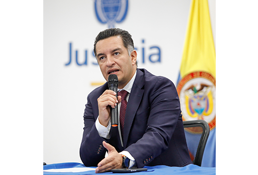 “Pegasus fue usado ilegalmente para espiarme": ministro Andrés Idárraga imagen de la publicación