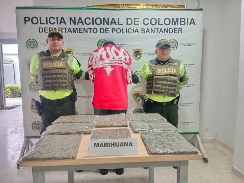 Masiva incautación de marihuana en bus de servicio público que se dirigía a Bucaramanga imagen de la publicación