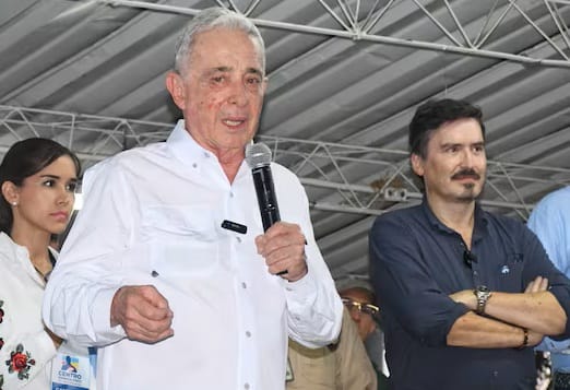 Uribe: de fustigar lágrimas para sus opositores a organizar bodegas “uribestias” imagen de la publicación