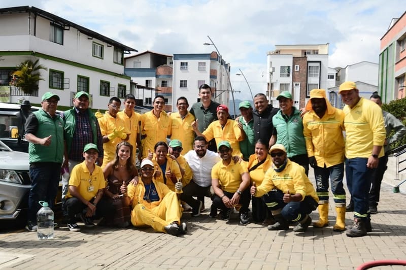 Antiguos habitantes de calle ahora embellecen la ciudad imagen de la publicación