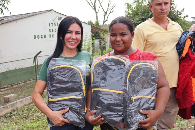 Kits escolares para las comunidades rurales en Sabana de Torres imagen de la publicación