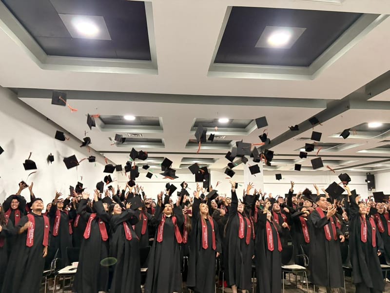 116 nuevos profesionales en las UTS Barrancabermeja imagen de la publicación