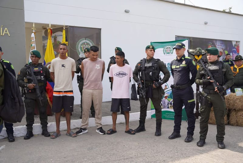 Captura de tres presuntos responsables del doble homicidio de Nancy Valderrama y su Hijo imagen de la publicación