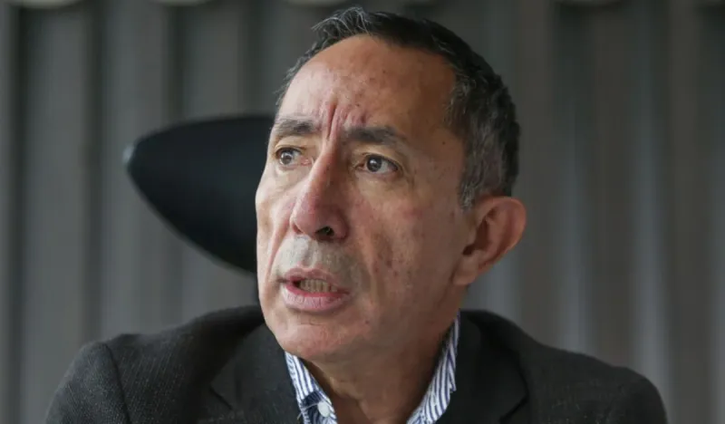 Sindicato petrolero pide renuncia de Ricardo Roa imagen de la publicación