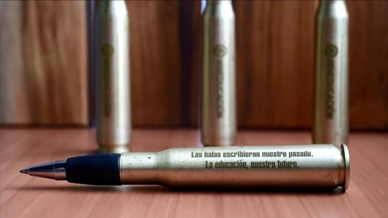 Gobierno pone en marcha el Sistema Nacional de Reincorporación para atender a 12.000 firmantes de paz imagen de la publicación