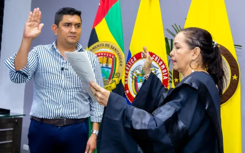 Abren pliego de cargos contra el exalcalde de Girón Fredy Norberto Cáceres. Le contamos el motivo imagen de la publicación