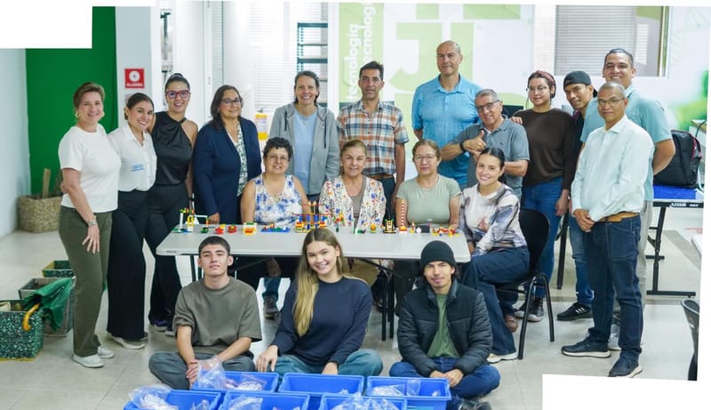 Santander fortalece el emprendimiento con jornada de innovación y formación estratégica imagen de la publicación