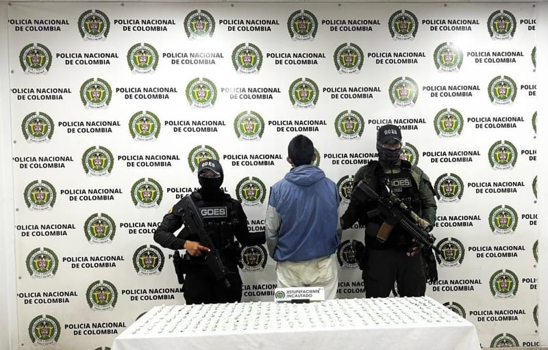 Cae en Floridablanca con 371 dosis de bazuco listas para la venta imagen de la publicación