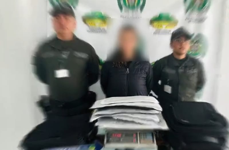Capturadas mujeres que pretendían llevar cocaína para Barcelona desde el Aeropuerto Palonegro imagen de la publicación