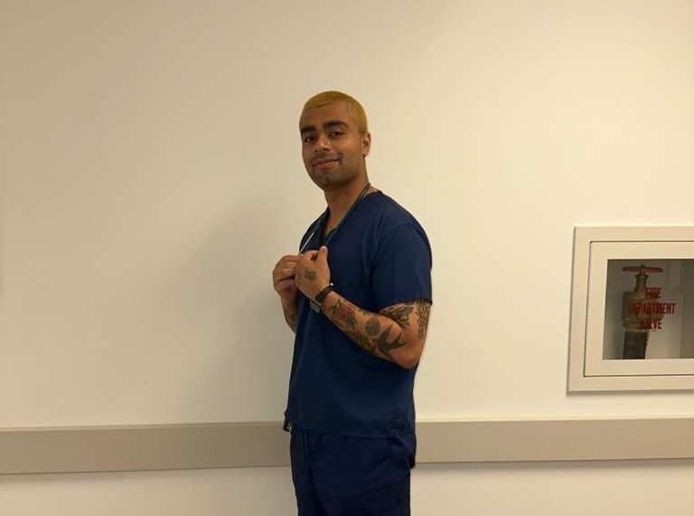 Danny Polo el artista que durante el día salva vidas imagen de la publicación