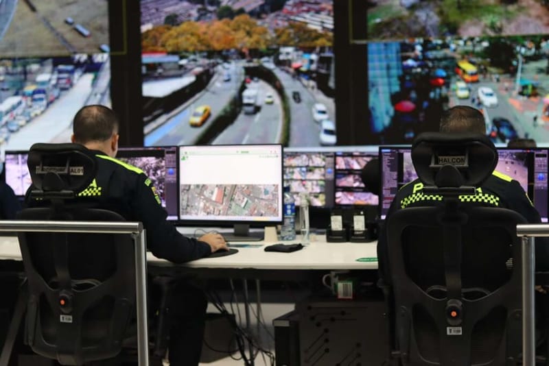 Nuevas líneas de atención para la comunidad de la Policía Nacional en Santander imagen de la publicación