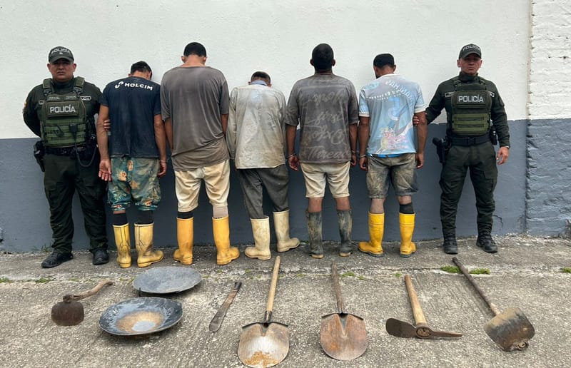 Cinco capturados por explotación ilícita en zona protegida de Bucaramanga imagen de la publicación