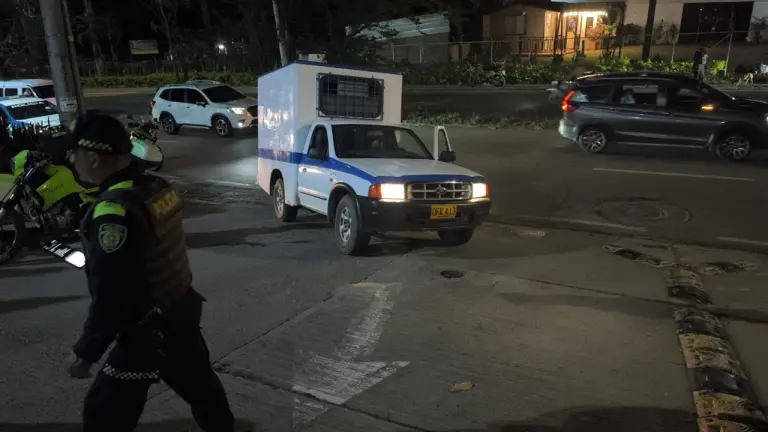 Atentado a bala contra alto funcionario del INPEC desata pánico en Floridablanca imagen de la publicación