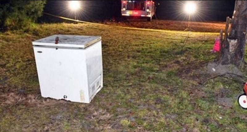 Dos niños mueren tras jugar al escondite en una nevera imagen de la publicación