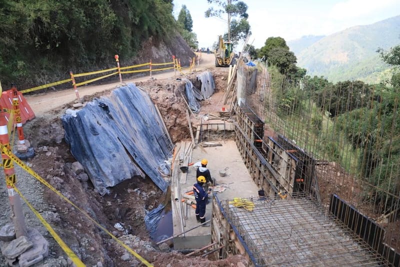 Por fin se destraban obras de la vía San Gil – Charalá – Duitama ¿Será que ahora sí terminan o esperamos más retrasos? imagen de la publicación