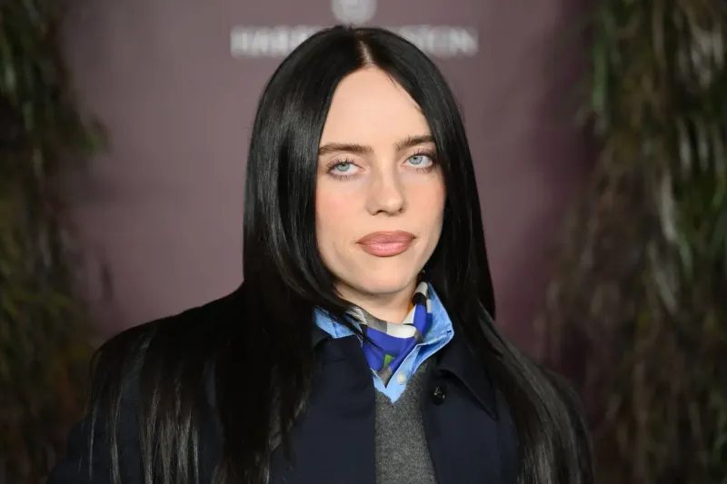 Billie Eilish rechaza las cirugías “quiero envejecer siendo yo” imagen de la publicación