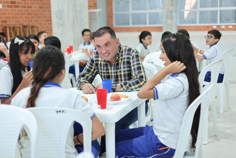Alumnos tienen dos restaurantes más para el PAE en Floridablanca imagen de la publicación